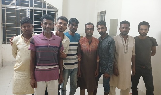 হাকিমপুরে চিকিৎসককে মারধরের ঘটনায় গ্রেফতার ১০