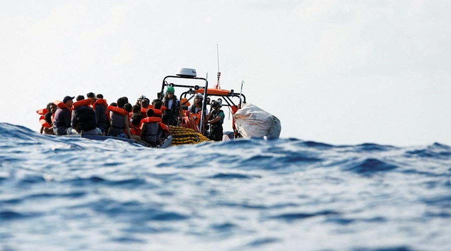 ইয়েমেন উপকূলে নৌকাডুবিতে অর্ধশতাধিক শরণার্থীর মৃত্যু