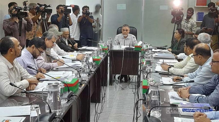 সংসদ নির্বাচন ঘিরে আরপিও সংস্কার চূড়ান্ত করতে বৈঠকে ইসি