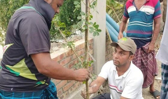 কয়রায় কাশিয়াবাদ স্টেশনে বৃক্ষ রোপন কর্মসুচী