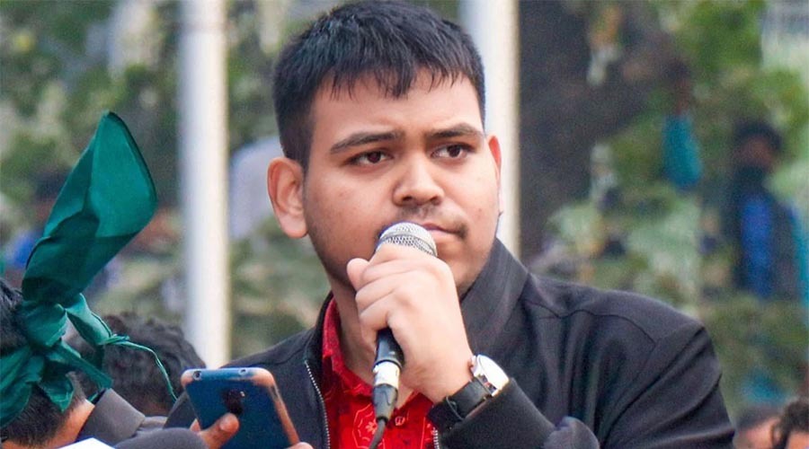 বহিষ্কারে ক্ষুব্ধ মাহিন সরকার: “আত্মপক্ষ সমর্থনের সুযোগও দিল না দল”