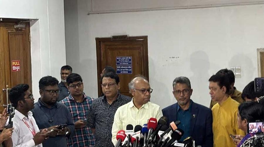 ডাকসু নির্বাচন: ২৮ পদে ফরম নিয়েছেন ৬৫৮ জন