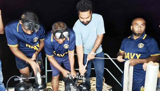 খুলনায় ফেরি ও ট্রলার সংঘর্ষে যুবক নিখোঁজ