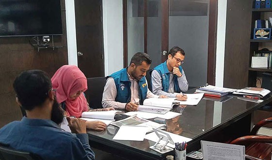 চট্টগ্রাম সওজ কার্যালয়ে দুদকের অভিযান