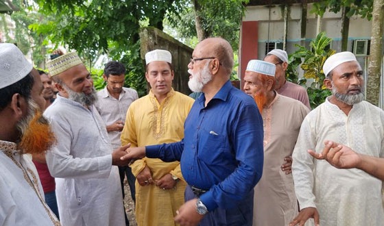 দেলদুয়ারে গণসংযোগ ও লিফলেট বিতরণ