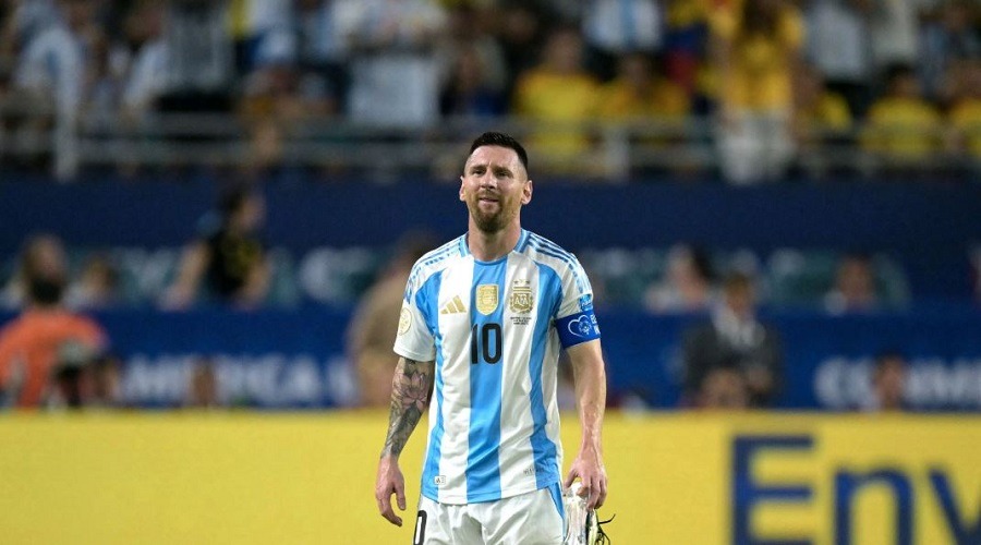 ঘরের মাঠে মেসির শেষ ম্যাচে থাকবে তার পুরো পরিবার