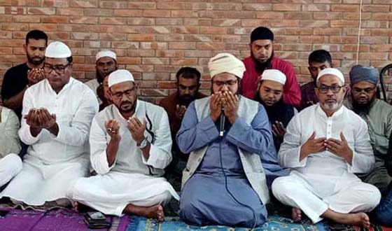 খালেদা জিয়ার রোগমুক্তি কামনায় টাঙ্গাইলে দোয়া মাহফিল