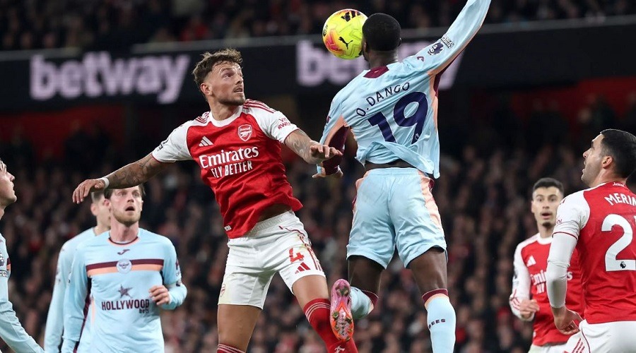 শীর্ষস্থান মজবুত করলো আর্সেনাল