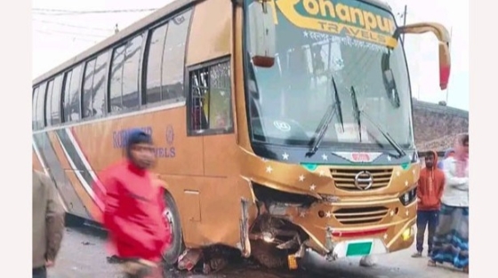 রাজশাহীতে পৃথক সড়ক দুর্ঘটনায় নিহত ২