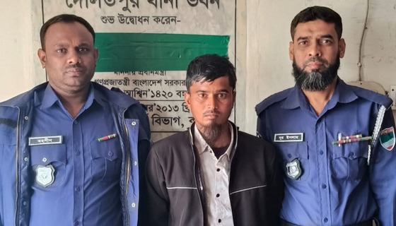 কুষ্টিয়া দৌলতপুরের রফিক হত্যা মামলায় আটক ১