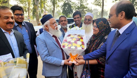 ত্রিশাল উপজেলা স্বাস্থ্য কমপ্লেক্স পরিদর্শন করলেন মহাপরিচালক