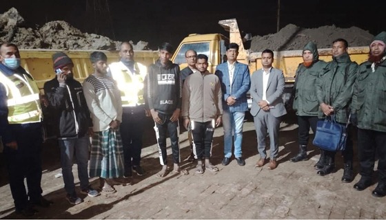 রায়গঞ্জে টপসয়েল কাটায় জরিমানা ও কারাদণ্ড