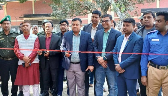 চাঁদপুরে শীতার্তদের মাঝে কম্বল বিতরণ