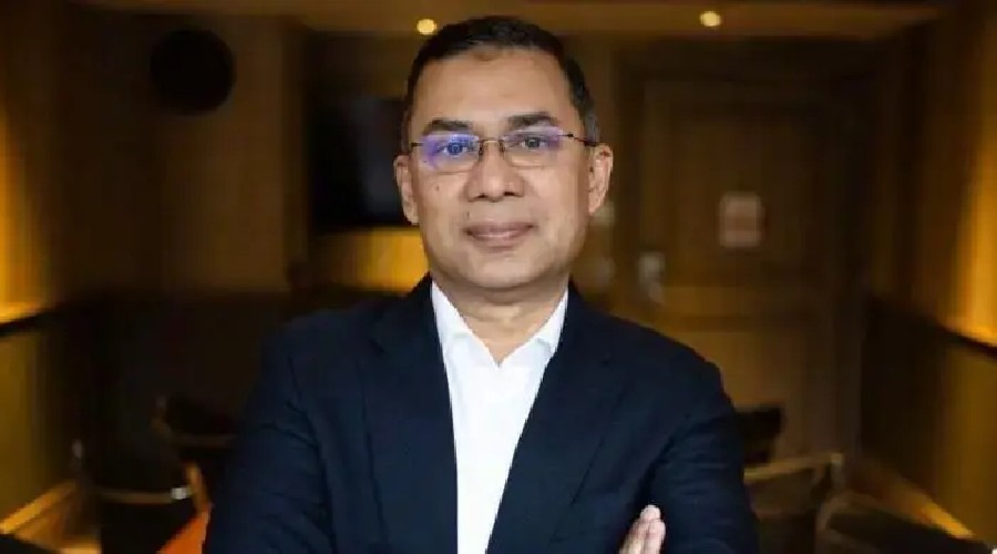 ট্রাভেল পাস হাতে পেলেন তারেক রহমান