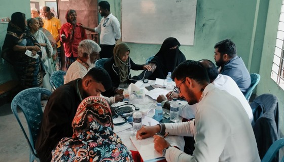 সাটুরিয়ায় ফ্রী মেডিকেল ক্যাম্পে সেবা পেল ৩ হাজার রোগী