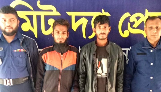 হাকিমপুরে ২ ওয়ারেন্ট ভূক্ত আসামি গ্রেফতার