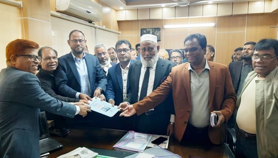 একসঙ্গে মনোনয়নপত্র নিলেন সালাম পিন্টু ও সুলতান সালাউদ্দিন টুকু