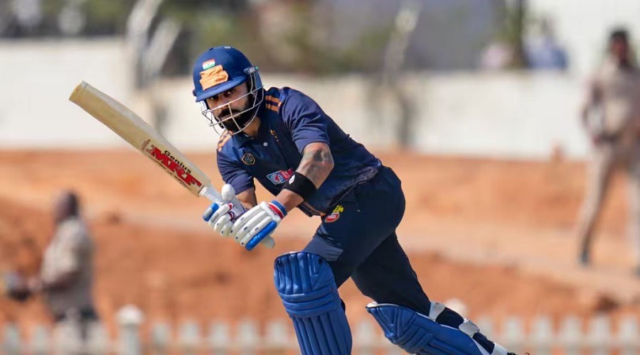 দ্রুততম ১৬ হাজারের বিশ্বরেকর্ড গড়লেন কোহলি