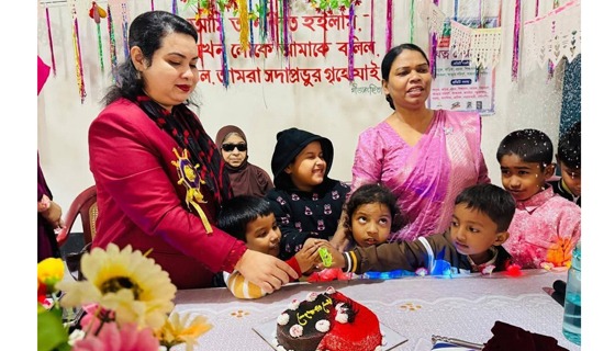 বাবুগঞ্জে খ্রিস্টান সম্প্রদায়ের সঙ্গে ইউএনও এর সাক্ষাৎ ও শীতবস্ত্র বিতরণ