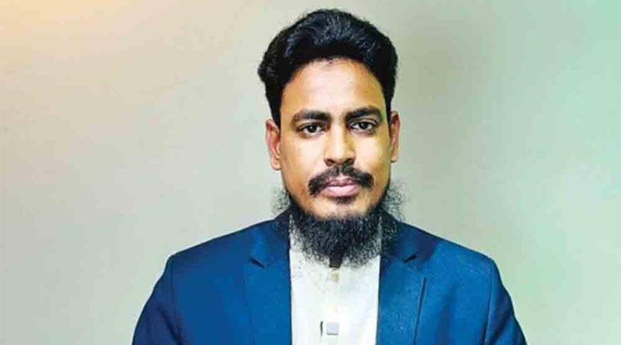 দুই মামলায় আত্মসমর্পণ, ১৫০০ টাকা মুচলেকায় জামিন পেলেন এনসিপির আখতার