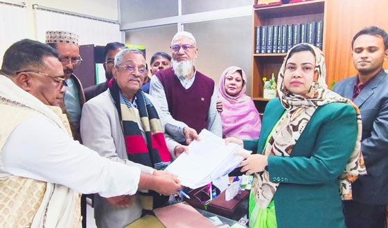 বাবুগঞ্জে বিএনপি মনোনীত প্রার্থীর মনোনয়নপত্র দাখিল