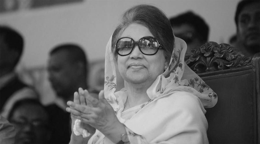 বেগম খালেদা জিয়ার জানাজা পড়াবেন বায়তুল মোকাররমের খতিব