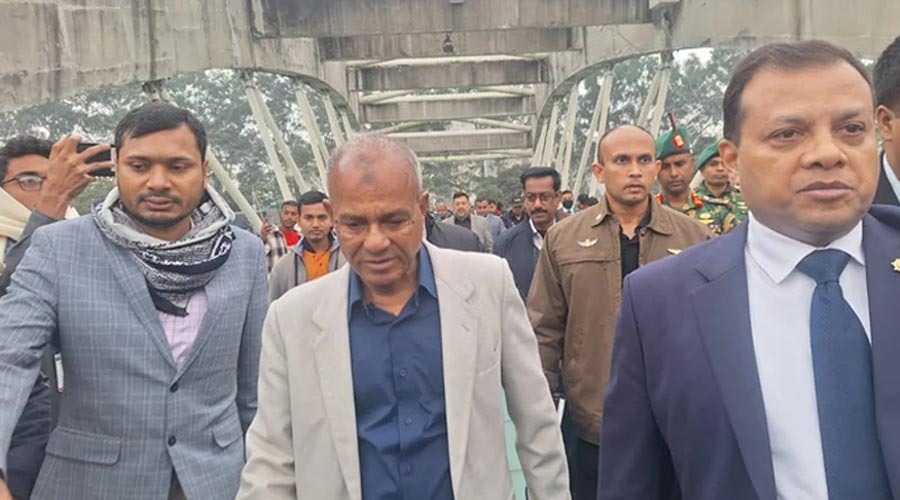 খালেদা জিয়ার কবরের জায়গা পরিদর্শন স্বরাষ্ট্র উপদেষ্টার