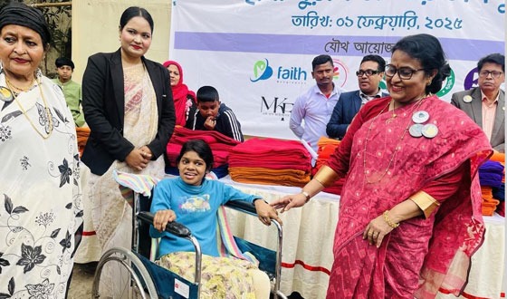 চাঁদপুরে বিনামূল্যে চিকিৎসা, চক্ষুসেবা ও শীত বস্ত্র বিতরণ