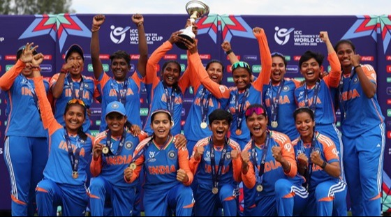 অনূর্ধ্ব-১৯ নারী টি-টোয়েন্টি বিশ্বকাপে চ্যাম্পিয়ন ভারত