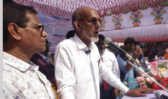 আ’লীগ সঠিক ইতিহাস ও গণতন্ত্রকে হত্যা করেছেন