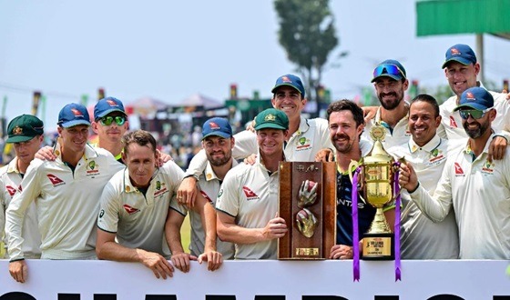 ১৪ বছর পর শ্রীলংকার মাটিতে সিরিজ জয়ের স্বাদ পেলো অজিরা