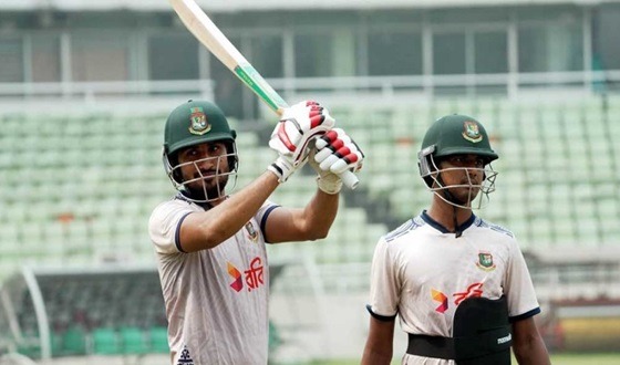 হাসান মাহমুদের সাথে দুবাই যাচ্ছেন খালেদ আহমেদও