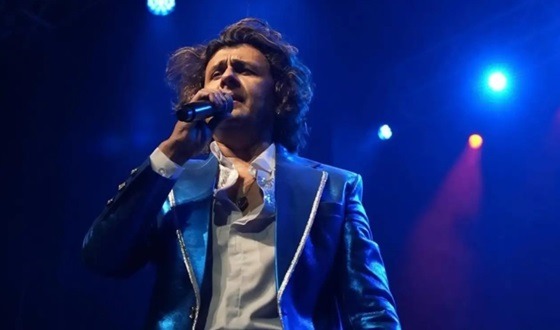 দর্শকদের ওপর মেজাজ হারালেন সোনু নিগম