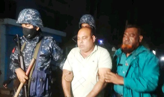 খুলনায় সাবেক কাউন্সিলর ও আ’লীগ নেতাসহ গ্রেপ্তার ১৪