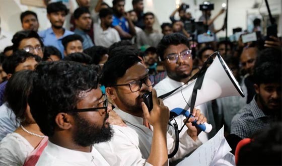 জাতীয় নাগরিক কমিটির চার পদ বহাল রেখে বাকি সব কমিটি বিলুপ্ত