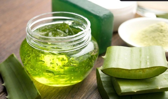 ঘরেই তৈরি করুন ত্বক পরিচর্যার জেল