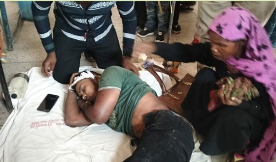 বাঘাডাঙ্গা সীমান্তে বাংলাদেশি যুবককে বিএসএফের নির্যাতন