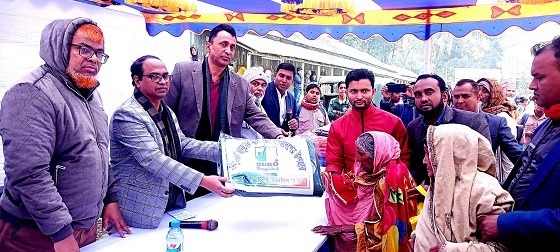 টাঙ্গাইলে শীতার্ত মানুষদের শীতবস্ত্র বিতরণ করেছে বুরো