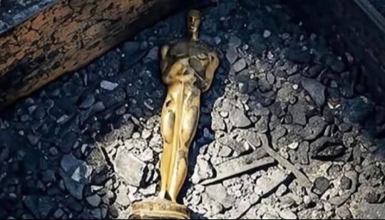 লস অ্যাঞ্জেলেস দাবানলে পুড়ছে অস্কার!