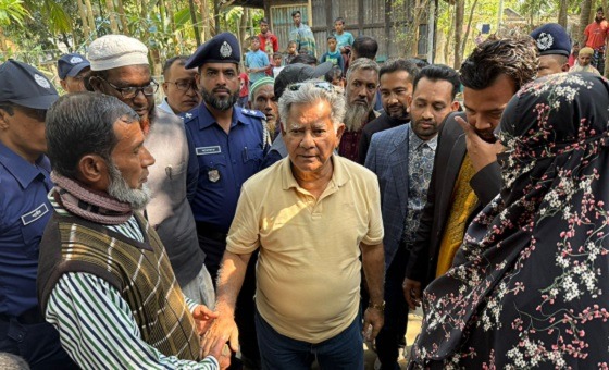 শহীদ রিয়াজের নামে বরিশালের হিজলায় লঞ্চঘাটের পন্টুন উদ্বোধন