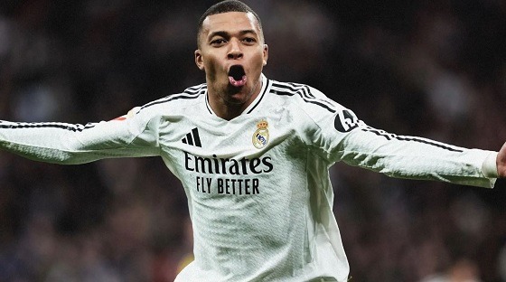 এমবাপের জোড়া গোলে জয় পেলো রিয়াল