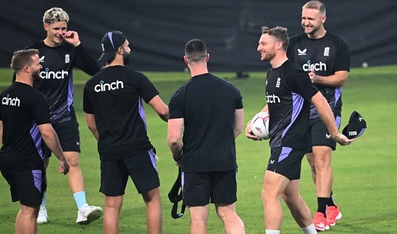 ভারত সিরিজ সামনে রেখে টি-টোয়েন্টি দল ঘোষণা দিলো ইংল্যান্ড