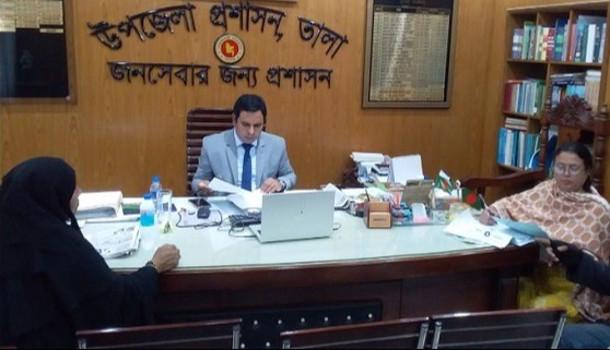 তালায় বাল্যবিবাহ দেওয়ার অপরাধে জরিমানা