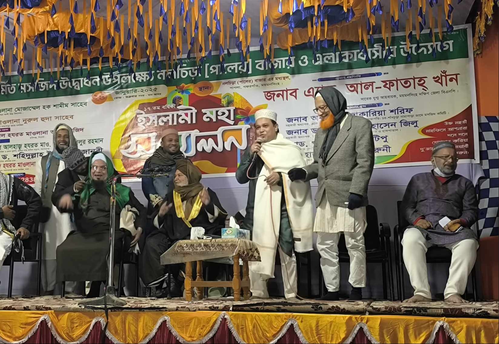 গফরগাঁওয়ে মসজিদ উদ্বোধন উপলক্ষে ওয়াজ মাহফিল