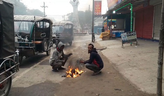 লালমনিরহাটে তীব্র শীতে জবুথবু জনজীবন