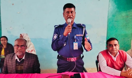 কয়রায় বাল্য বিবাহ প্রতিরোধে সচেতনতামুলক সভা