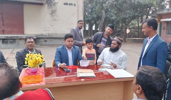 পোরশায় লটারীর মাধ্যমে ওএমএস ডিলার নিয়োগ