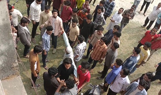সেনবাগে ছাত্রলীগ ছাত্রদলের হাতাহাতি ও ধাওয়া পাল্টা ধাওয়া