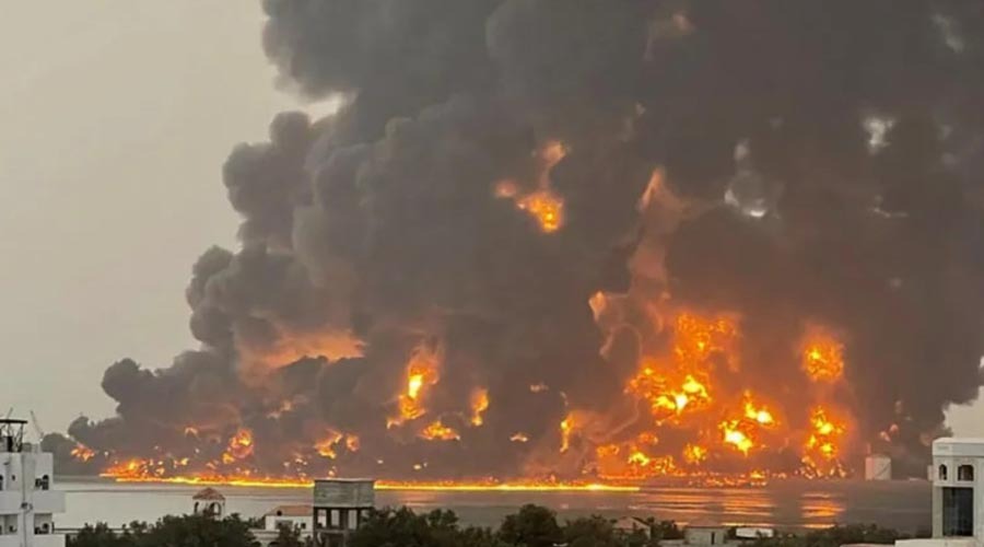 ইয়েমেনে হুতিদের লক্ষ্য করে ইসরায়েলের ভয়াবহ বিমান হামলা, অচল বন্দর-বিদ্যুৎকেন্দ্র