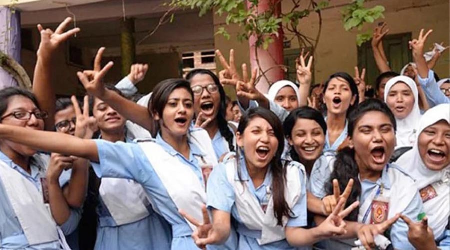 এসএসসি ও সমমান পরীক্ষার ফল প্রকাশ: পাসের হার ৬৮.৪৫ শতাংশ